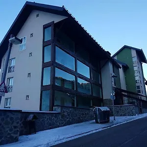 Edificio Serraneu. Sierra Nevada. Granada Sierra Nevada